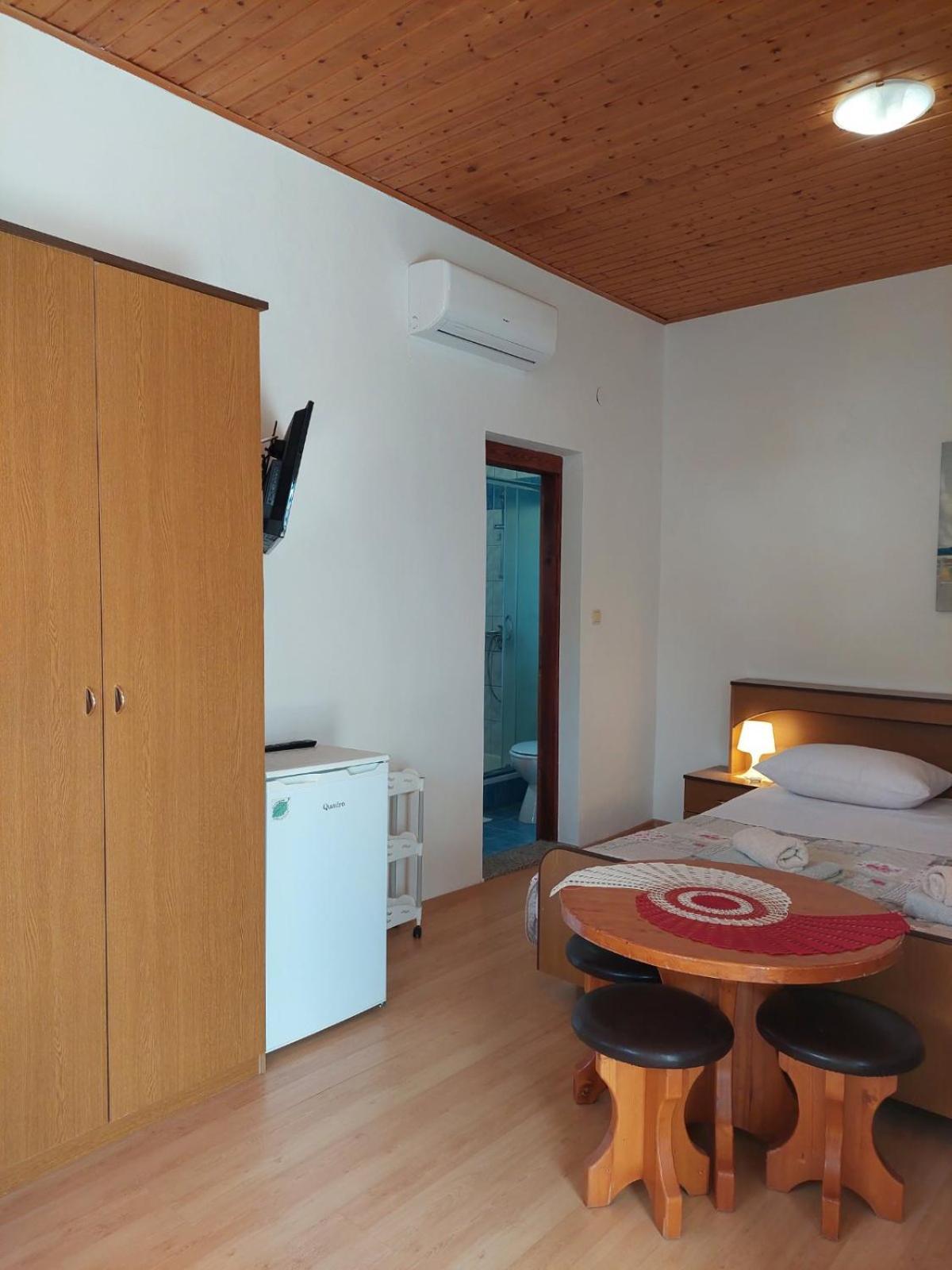 Rooms Hodanic Krk Town Δωμάτιο φωτογραφία